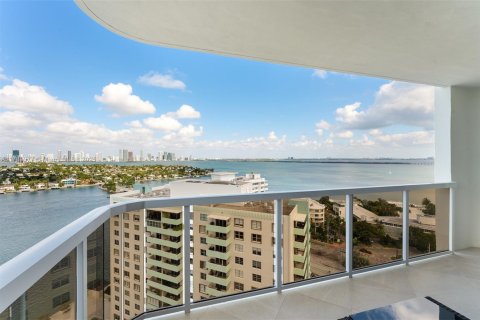 Copropriété à vendre à Miami Beach, Floride: 2 chambres, 165.18 m2 № 1943392 - photo 20