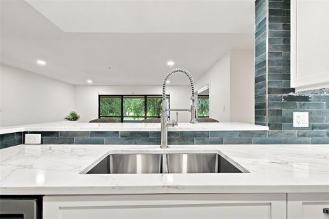 Copropriété à vendre à Palm Harbor, Floride: 2 chambres, 154.22 m2 № 2373711 - photo 15