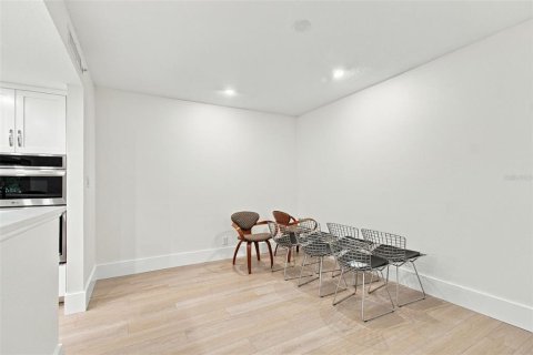 Copropriété à vendre à Palm Harbor, Floride: 2 chambres, 154.22 m2 № 2373711 - photo 17