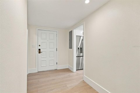 Copropriété à vendre à Palm Harbor, Floride: 2 chambres, 154.22 m2 № 2373711 - photo 8