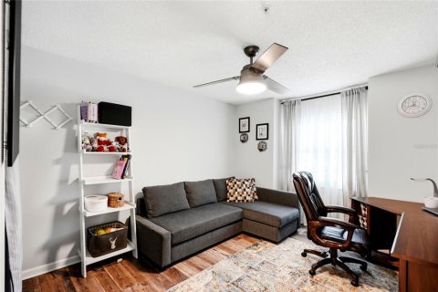 Condo in Clearwater, Florida, 2 bedrooms  № 2120751 - photo 21