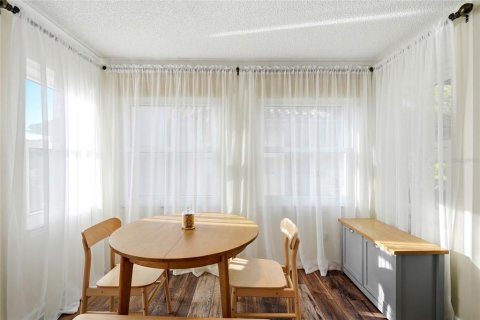 Condo in Clearwater, Florida, 2 bedrooms  № 2120751 - photo 6