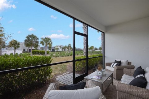 House in Punta Gorda, Florida 4 bedrooms, 188.31 sq.m. № 1587714 - photo 18