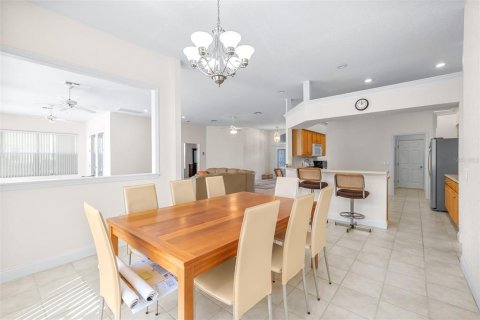 Villa ou maison à vendre à Lakeland, Floride: 3 chambres, 235.32 m2 № 2234540 - photo 11