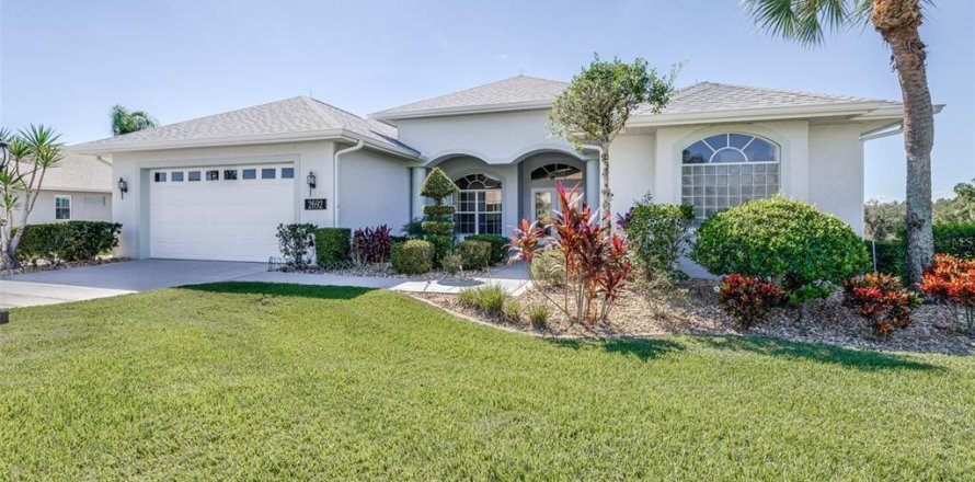 Villa ou maison à Lakeland, Floride 3 chambres, 235.32 m2 № 2234540