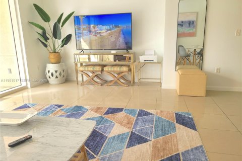 Condominio en venta en Miami, Florida, 2 dormitorios, 114.36 m2 № 2006047 - foto 6