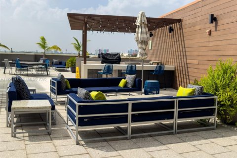 Condominio en venta en Miami, Florida, 2 dormitorios, 114.36 m2 № 2006047 - foto 23