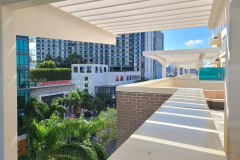 Condominio en Miami, Florida, 2 dormitorios  № 2006047