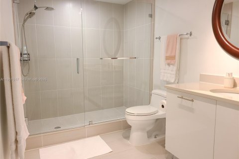 Condominio en venta en Miami, Florida, 2 dormitorios, 114.36 m2 № 2006047 - foto 15