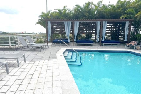 Condominio en venta en Miami, Florida, 2 dormitorios, 114.36 m2 № 2006047 - foto 29