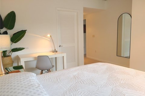 Condominio en venta en Miami, Florida, 2 dormitorios, 114.36 m2 № 2006047 - foto 13