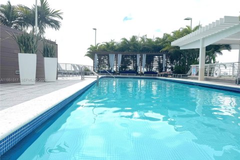 Condominio en venta en Miami, Florida, 2 dormitorios, 114.36 m2 № 2006047 - foto 27