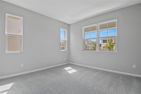 Casa en venta en Apopka, Florida, 4 dormitorios, 248.05 m2 № 1767837 - foto 3