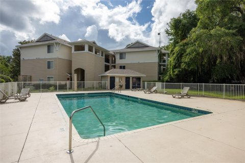 Condo in Gainesville, Florida, 4 bedrooms  № 2222021 - photo 4