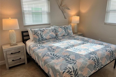 Villa ou maison à louer à Sarasota, Floride: 2 chambres, 77.67 m2 № 2125619 - photo 10