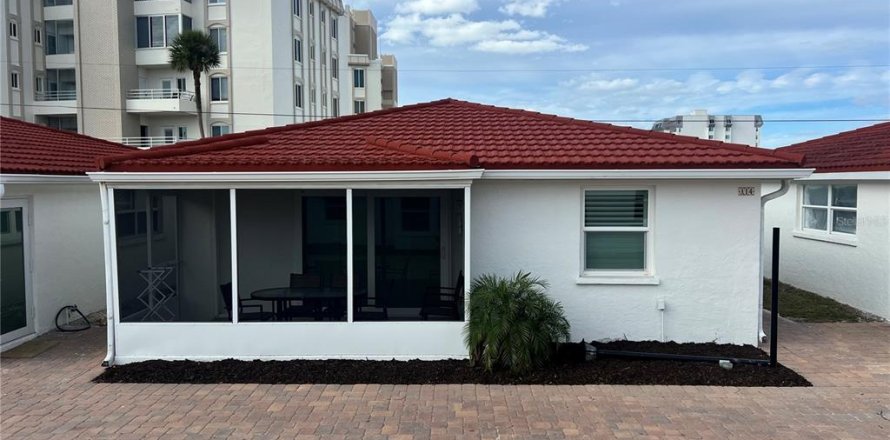 Villa ou maison à Sarasota, Floride 2 chambres, 77.67 m2 № 2125619