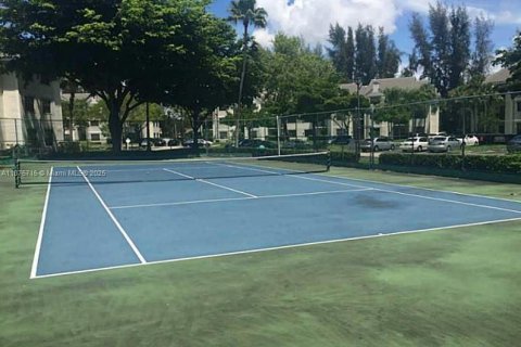 Condominio en alquiler en Coral Springs, Florida, 3 dormitorios, 121.24 m2 № 1895845 - foto 4