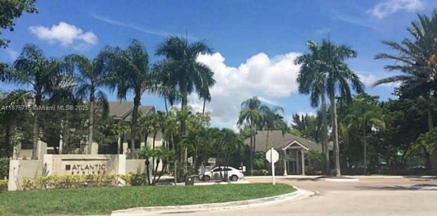 Condominio en Coral Springs, Florida, 3 dormitorios  № 1895845
