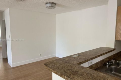 Condominio en alquiler en Coral Springs, Florida, 3 dormitorios, 121.24 m2 № 1895845 - foto 18