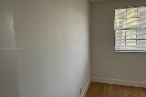 Condominio en alquiler en Coral Springs, Florida, 3 dormitorios, 121.24 m2 № 1895845 - foto 14