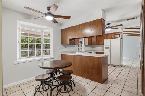 Casa en venta en Sarasota, Florida, 3 dormitorios, 176.42 m2 № 2202693 - foto 12