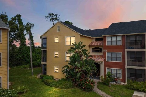 Condo in Saint Petersburg, Florida, 2 bedrooms  № 2393668