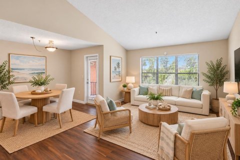 Condo in Saint Petersburg, Florida, 2 bedrooms  № 2393668 - photo 3