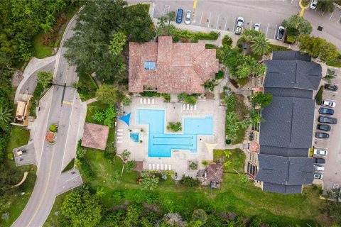 Condo in Saint Petersburg, Florida, 2 bedrooms  № 2393668 - photo 21