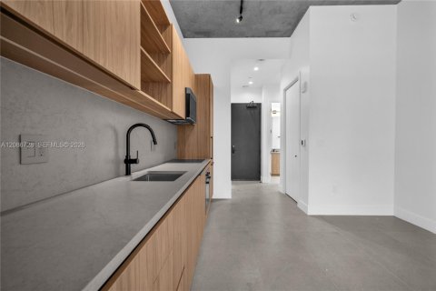 Condominio en alquiler en Miami, Florida, 2 dormitorios, 83.15 m2 № 2356769 - foto 12