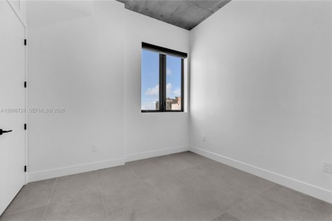 Condominio en alquiler en Miami, Florida, 2 dormitorios, 83.15 m2 № 2356769 - foto 5