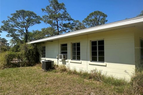 House in Lake Placid, Florida 2 bedrooms, 137.87 sq.m. № 1592327 - photo 16