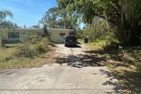House in Lake Placid, Florida 2 bedrooms, 137.87 sq.m. № 1592327 - photo 13