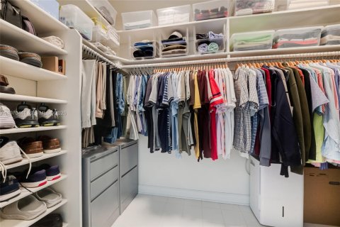 Condo in Coral Gables, Florida, 2 bedrooms № 2033288 - photo 20