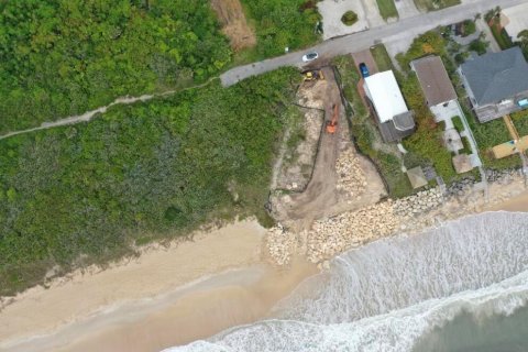 Land in New Smyrna Beach, Florida № 2211564