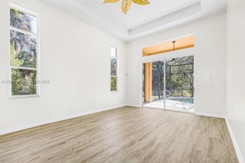 House in Naples, Florida 4 bedrooms № 2046811 - photo 15