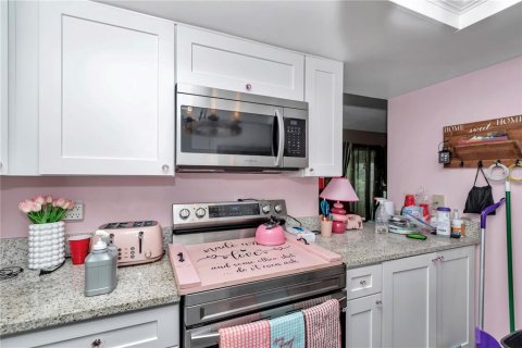 Condo in Ocala, Florida, 2 bedrooms  № 1793572 - photo 16