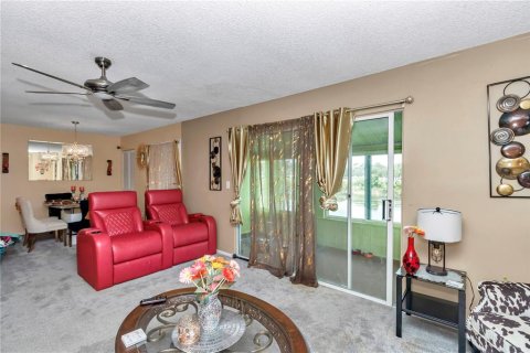 Condo in Ocala, Florida, 2 bedrooms  № 1793572 - photo 20