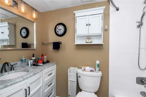 Condo in Ocala, Florida, 2 bedrooms  № 1793572 - photo 13