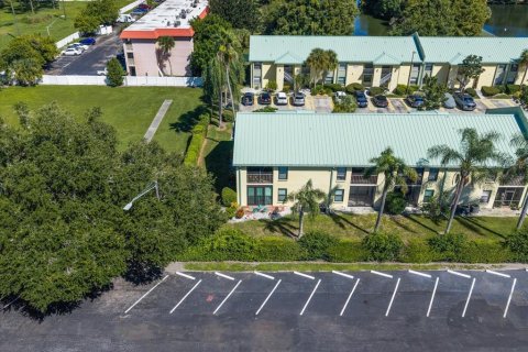 Copropriété à vendre à Seminole, Floride: 2 chambres, 86.21 m2 № 2389390 - photo 3