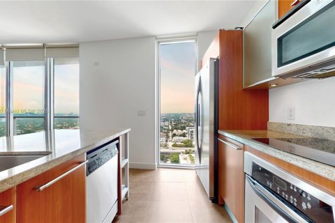 Купить кондоминиум в Майами, Флорида 53.88м2, № 1923641 - фото 8
