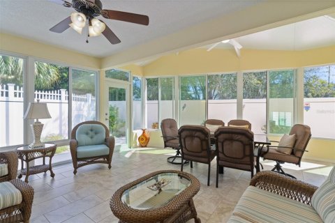 Casa en venta en The Villages, Florida, 2 dormitorios, 130.06 m2 № 1910899 - foto 28