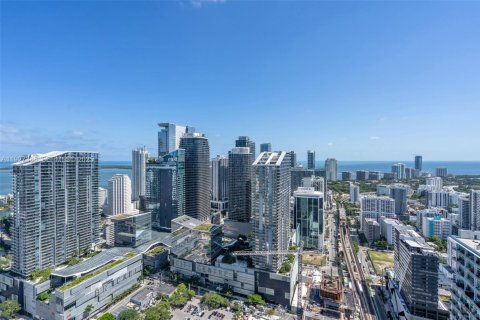 Condominio en alquiler en Miami, Florida, 3 dormitorios, 212.65 m2 № 1986266 - foto 16