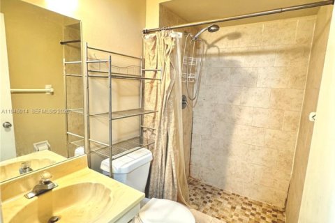 Copropriété à vendre à Davie, Floride: 2 chambres, 94.85 m2 № 2002166 - photo 4