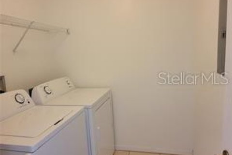 Adosado en alquiler en Kissimmee, Florida, 3 dormitorios, 155.15 m2 № 1902663 - foto 7