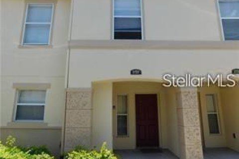 Adosado en alquiler en Kissimmee, Florida, 3 dormitorios, 155.15 m2 № 1902663 - foto 1