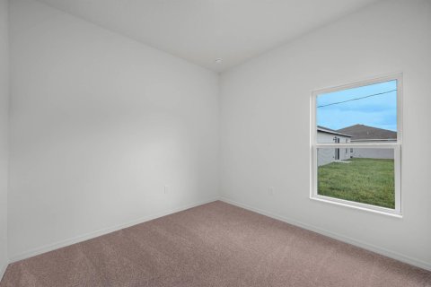 House in Vero Beach, Florida 4 bedrooms, 171.96 sq.m. № 2245375 - photo 17
