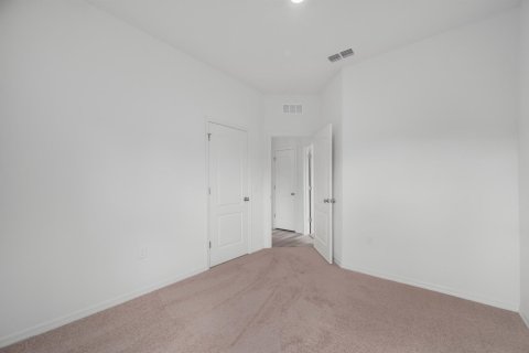 House in Vero Beach, Florida 4 bedrooms, 171.96 sq.m. № 2245375 - photo 21