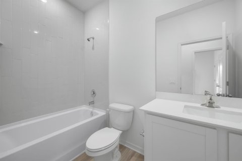 House in Vero Beach, Florida 4 bedrooms, 171.96 sq.m. № 2245375 - photo 19