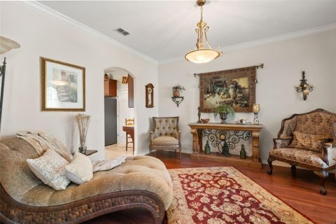 House in Winter Garden, Florida 3 bedrooms, 249.35 sq.m. № 2322724 - photo 3