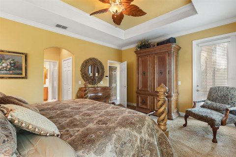 House in Winter Garden, Florida 3 bedrooms, 249.35 sq.m. № 2322724 - photo 13